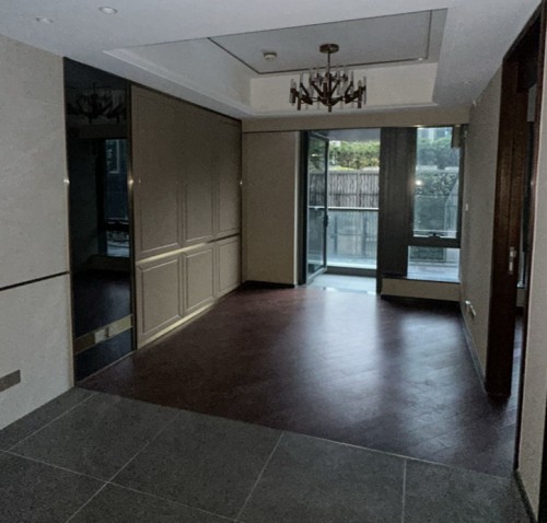 屯門 緹岸 半新樓 豪華會所