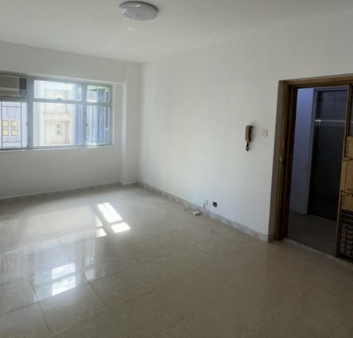 銅鑼灣 華英大廈 高層2房